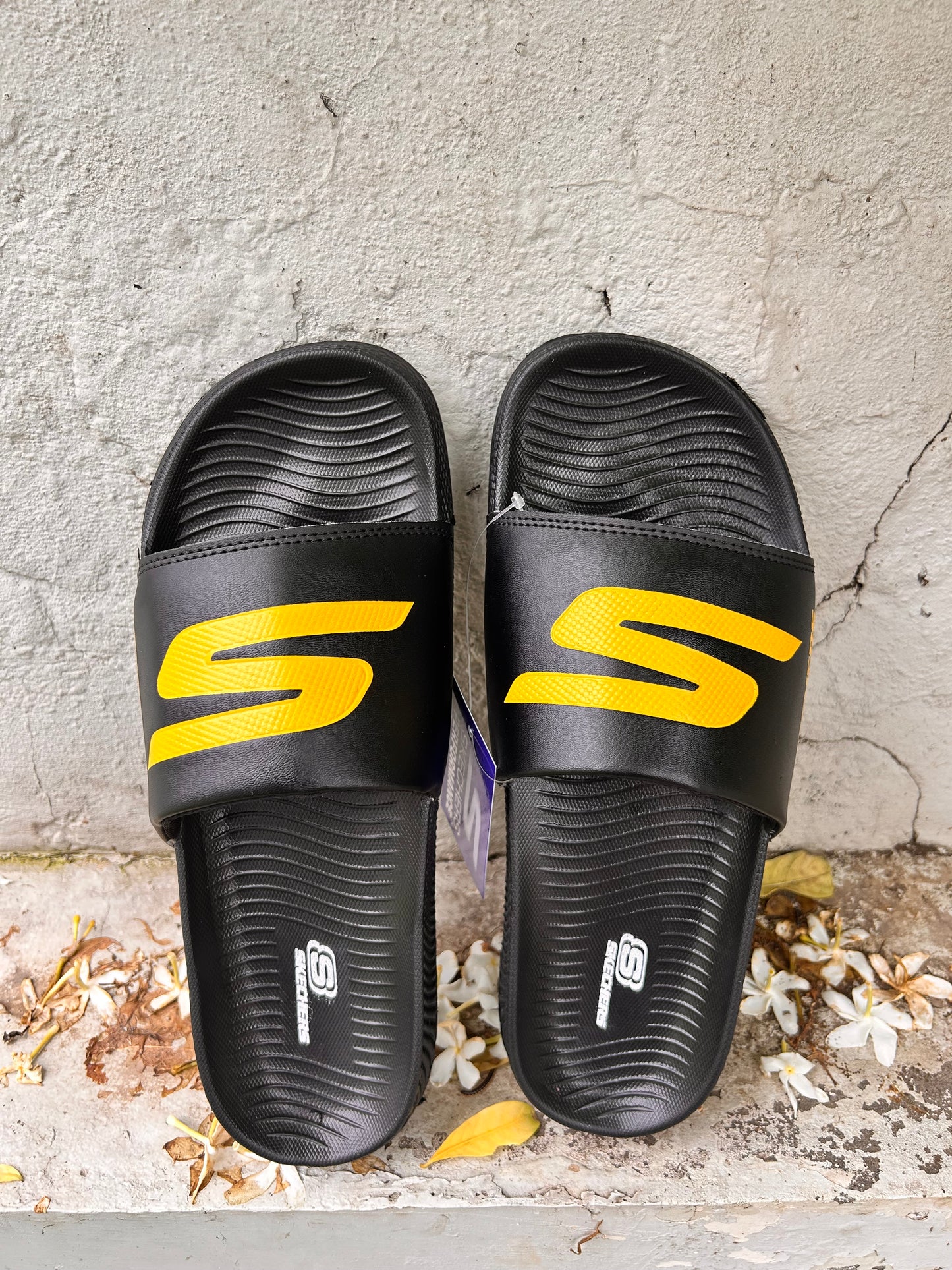 Skechers BlackFire - Performance Range