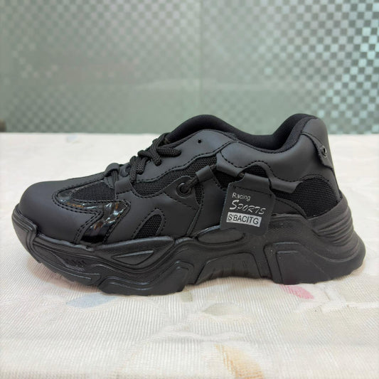 UrbanEase Black Women’s Casual Sneakers