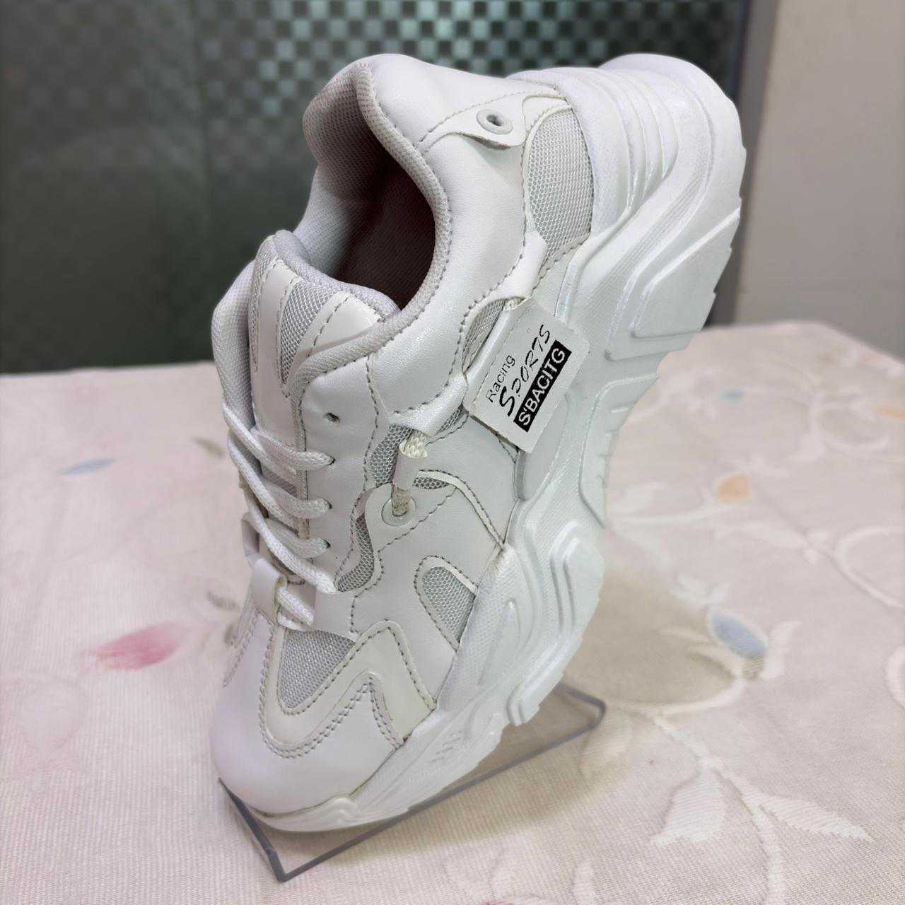 UrbanEase White Women’s Casual Sneakers